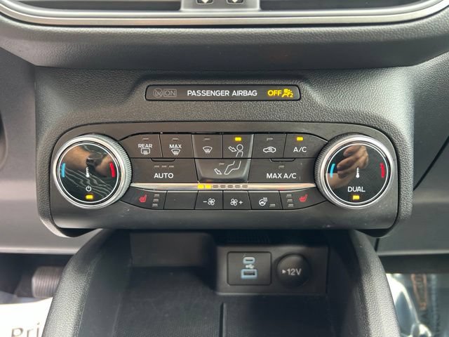 Used 2023 Ford Escape Active AWD/4WD image 27