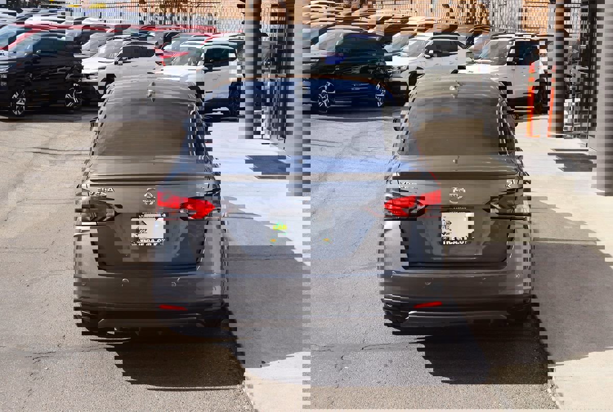 Used 2020 Nissan Versa SR w/ Electronics Package image 10