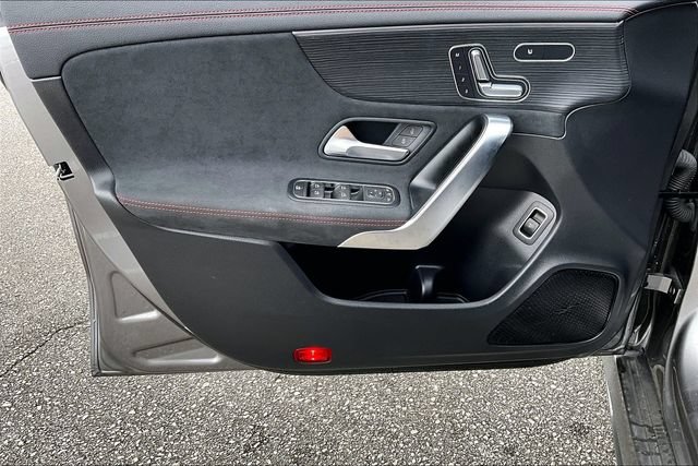 Certified 2025 Mercedes-Benz CLA 250 image 17