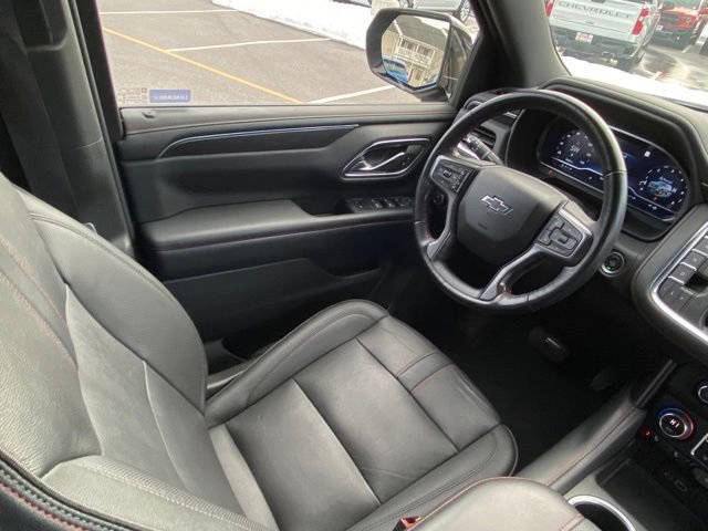 Used 2022 Chevrolet Suburban RST w/ Luxury Package AWD/4WD image 25