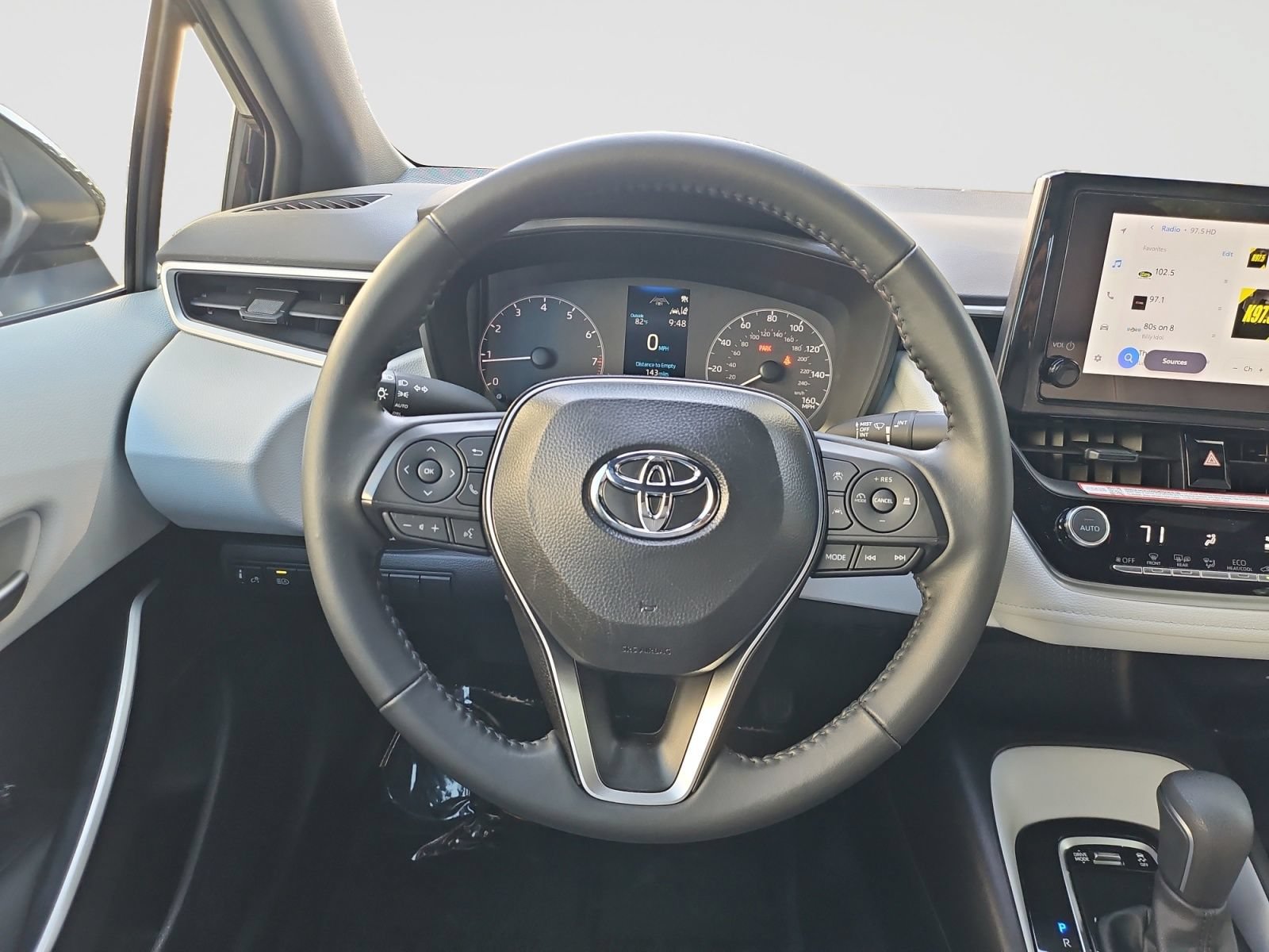 Used 2025 Toyota Corolla SE FWD image 44