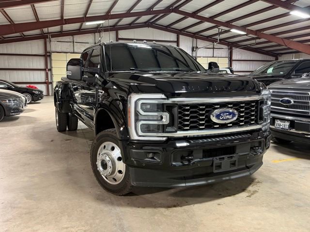 Used 2025 Ford F450 Platinum w/ FX4 Off-Road Package image 1
