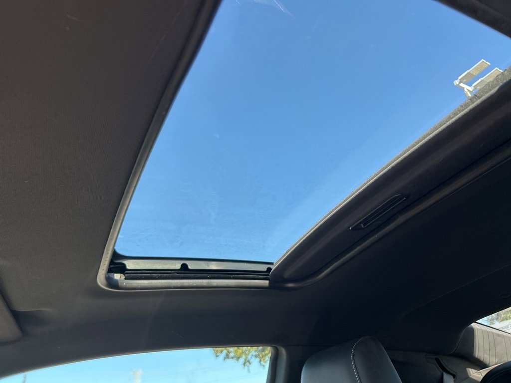 Used 2018 Chevrolet Camaro LT w/ RS Package image 5