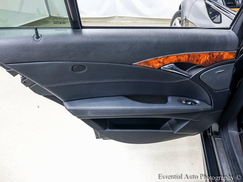 Used 2008 Mercedes-Benz E 350 4MATIC Sedan image 19