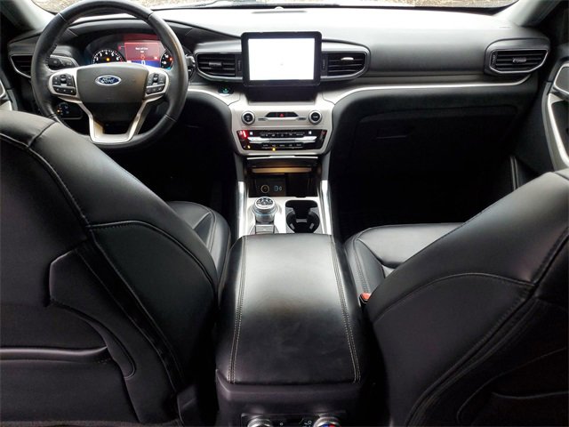 Used 2021 Ford Explorer XLT w/ Equipment Group 202A image 20
