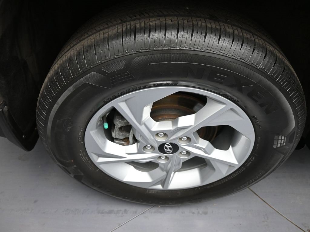 Used 2022 Hyundai Tucson SEL w/ Cargo Package image 12