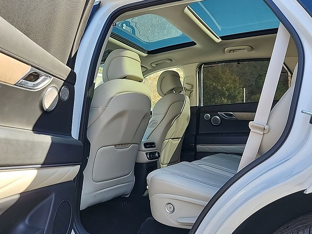 Used 2023 Genesis GV80 2.5T w/ Prestige Package image 25