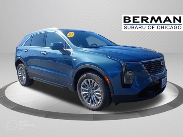 Used 2024 Cadillac XT4 Premium Luxury AWD/4WD image 2