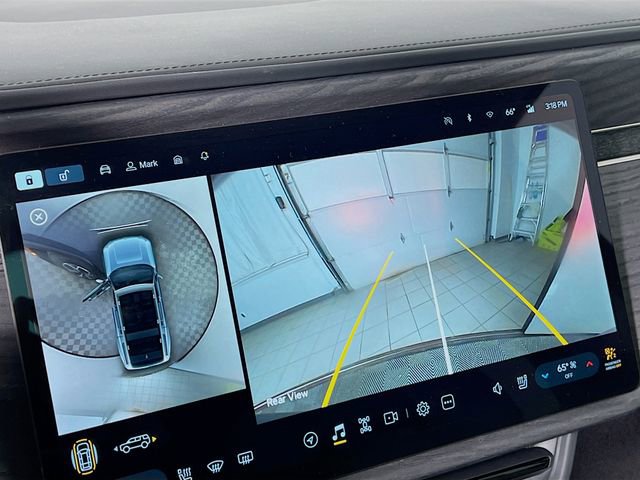 Used 2023 Rivian R1S Adventure image 11