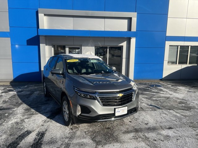 Used 2023 Chevrolet Equinox LT image 3