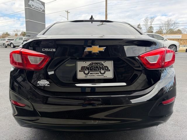 Used 2018 Chevrolet Cruze LS image 3