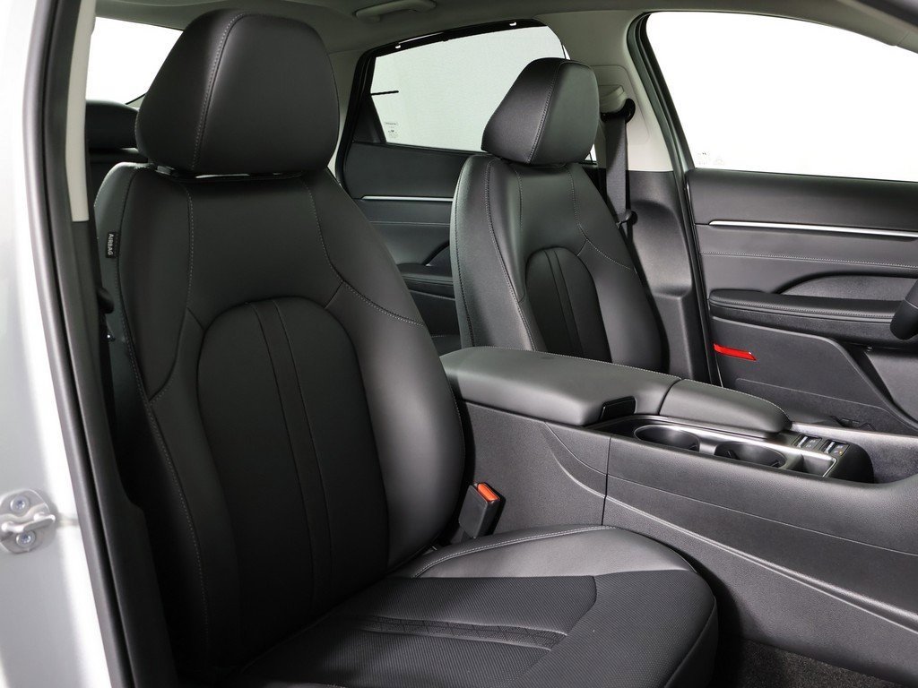 Used 2025 Hyundai Sonata Limited image 33