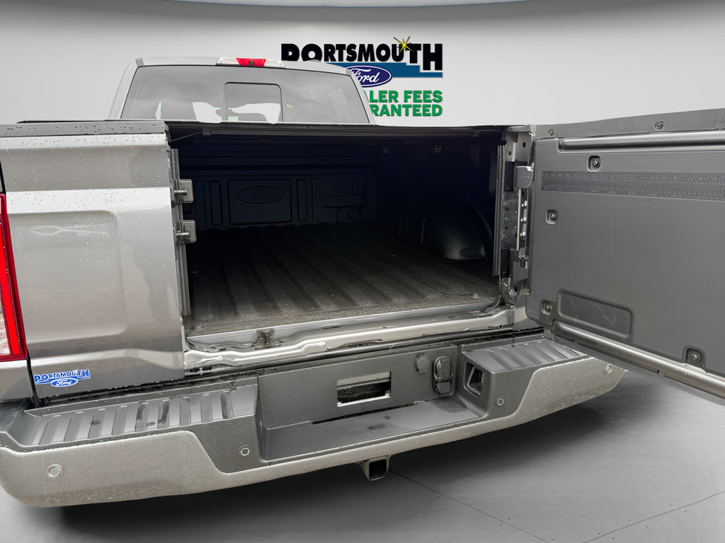 Used 2025 Ford F150 Platinum w/ FX4 Off-Road Package AWD/4WD image 19