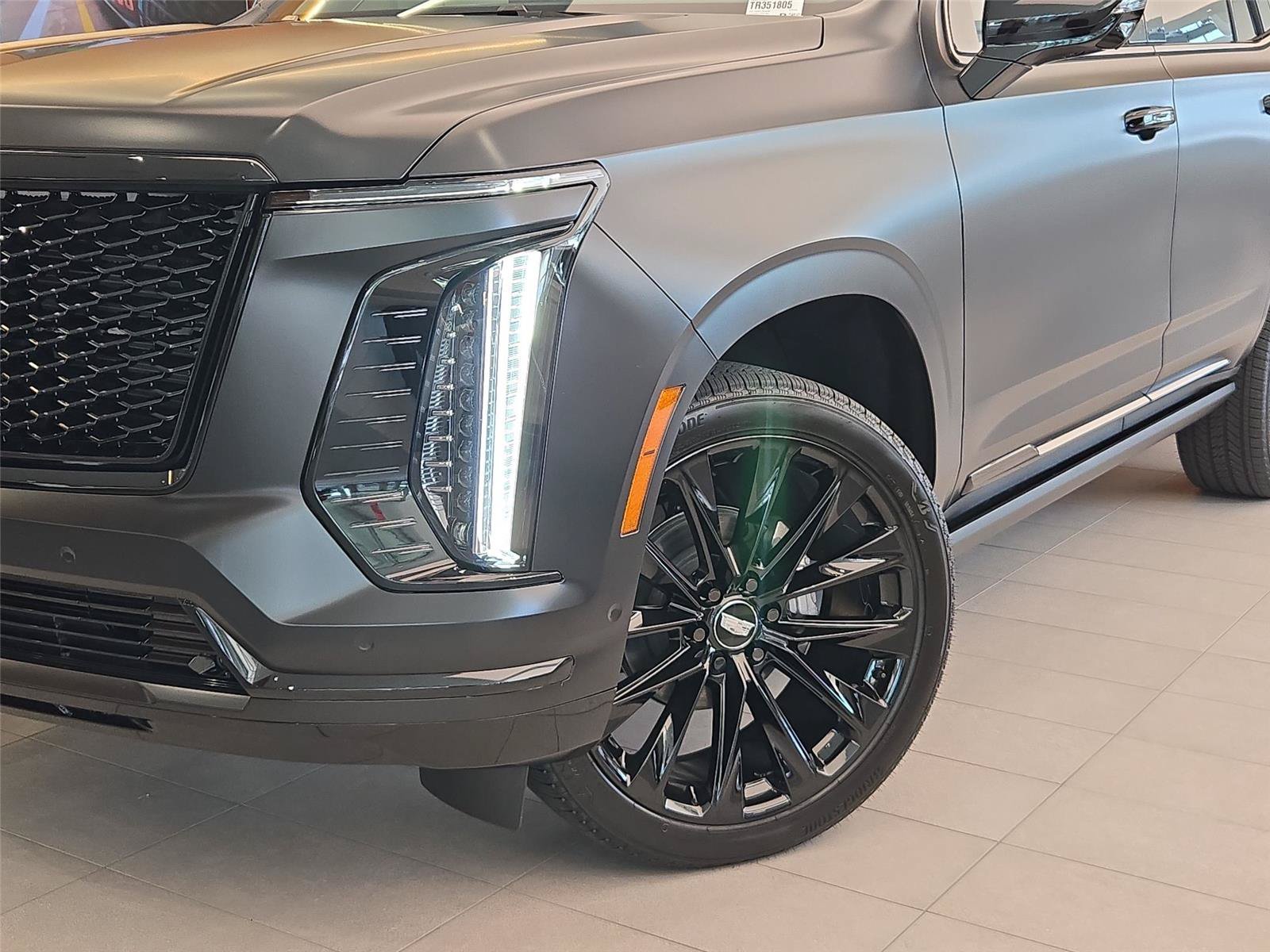 New 2026 Cadillac Escalade Platinum Sport w/ LPO, ONYX Package AWD/4WD image 7