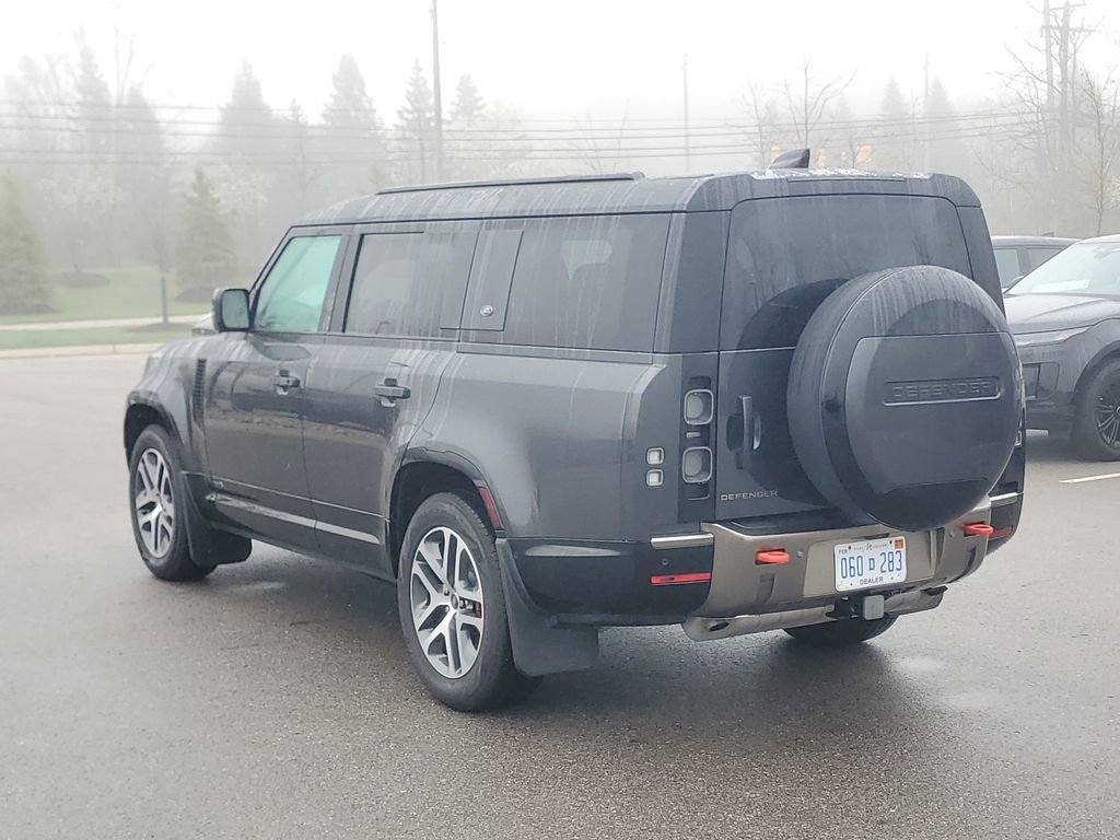 Certified 2024 Land Rover Defender 130 X AWD/4WD image 4