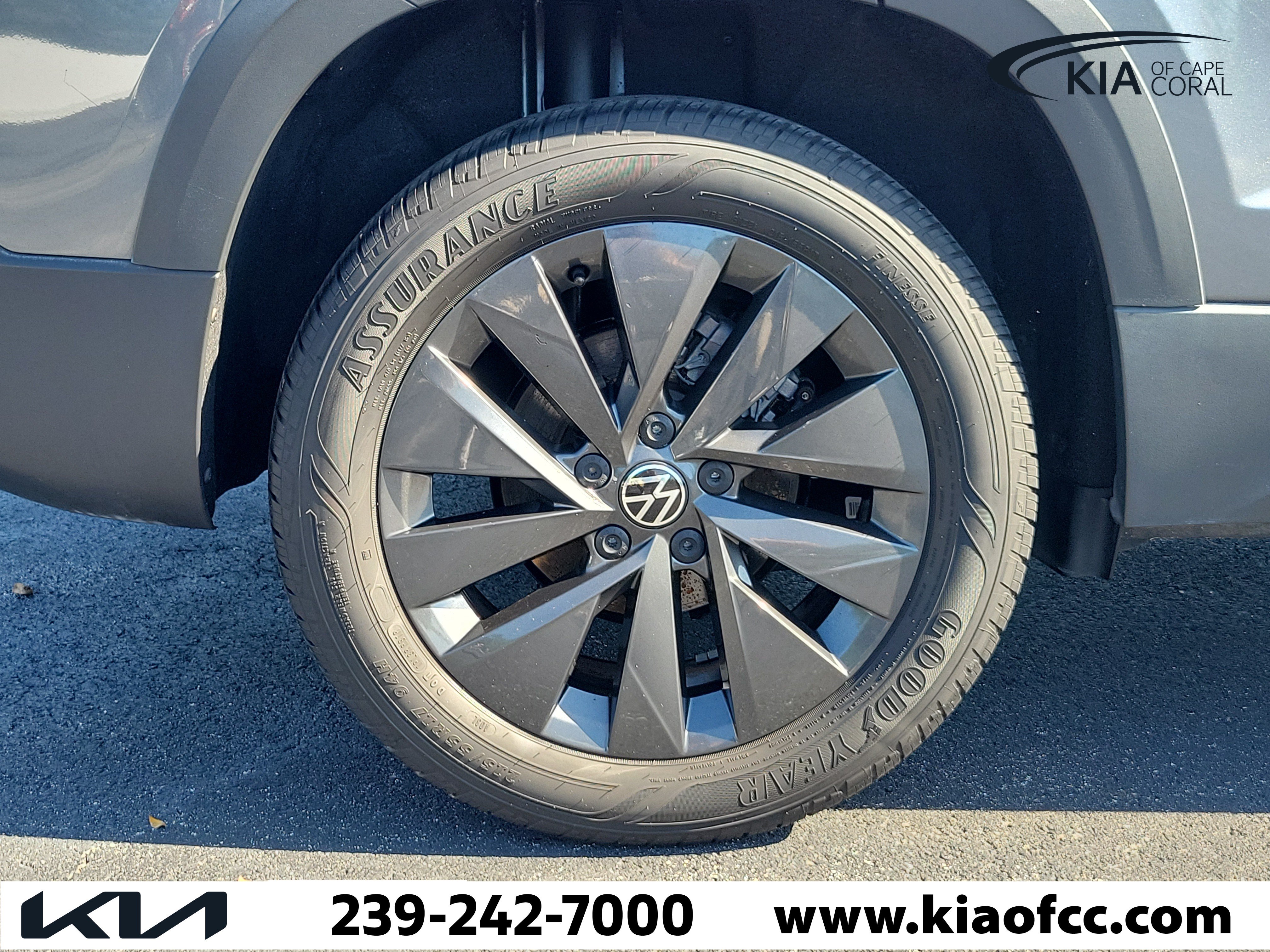 Used 2023 Volkswagen Taos S FWD image 9