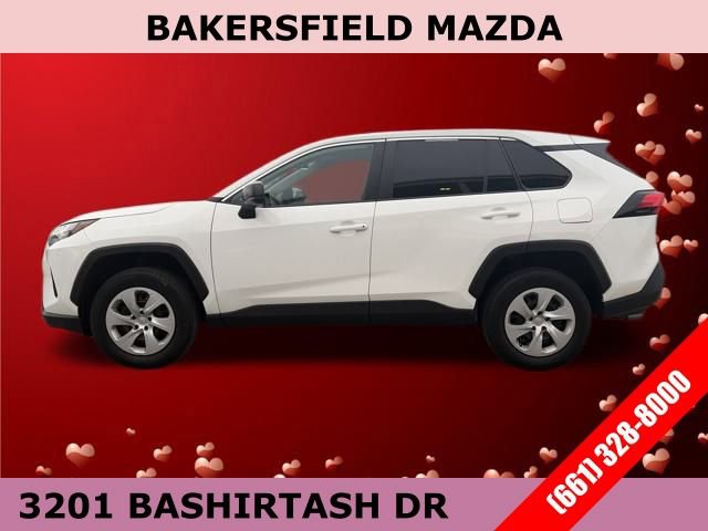 Used 2024 Toyota RAV4 LE image 2