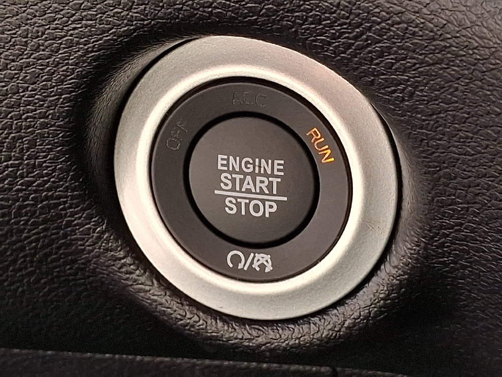 New 2027 Chrysler Pacifica Select AWD/4WD image 15