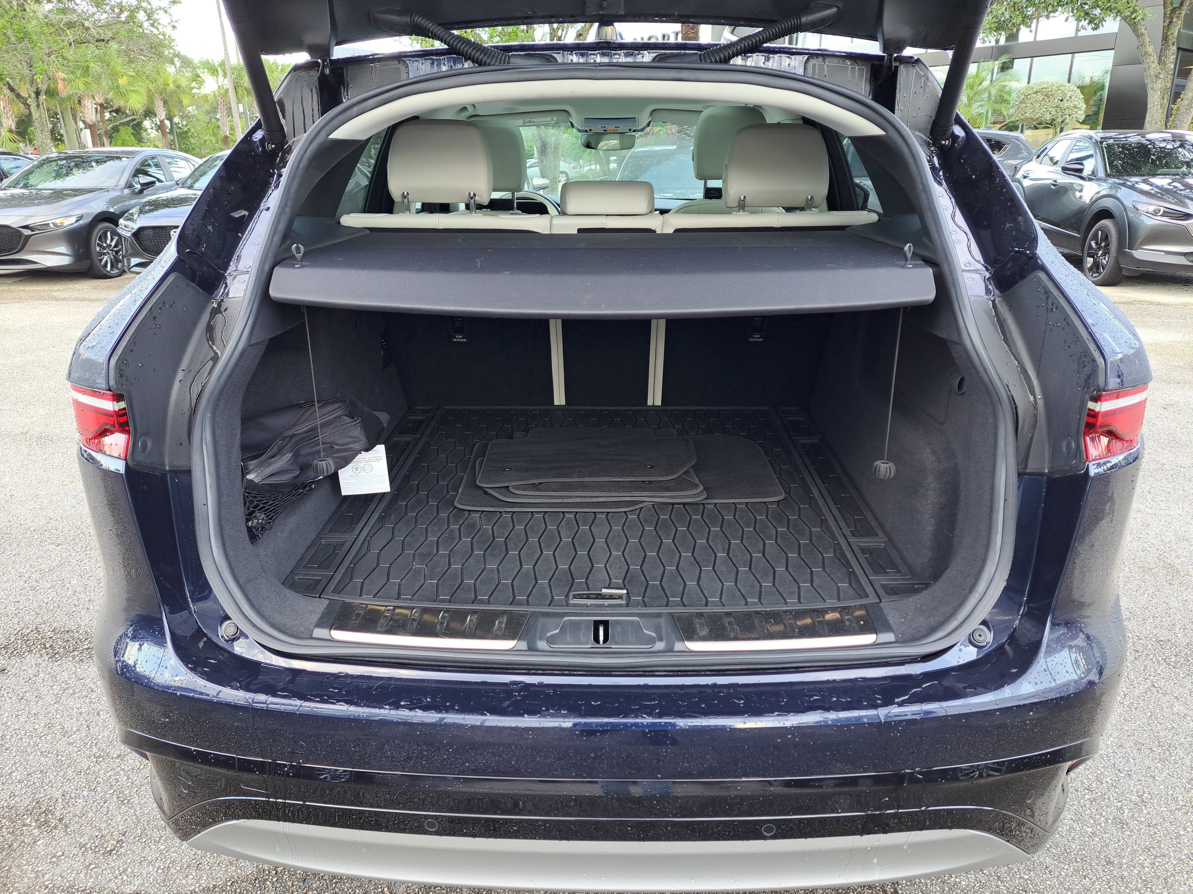 Used 2022 Jaguar F-PACE S image 5