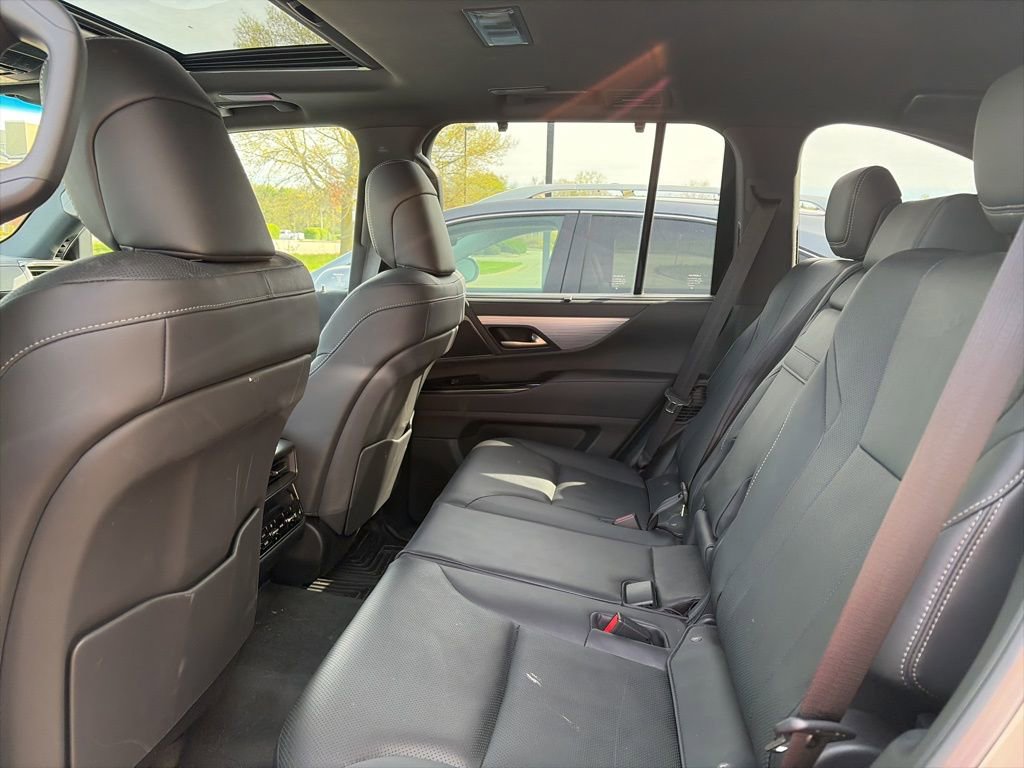 Used 2024 Lexus LX 600 F Sport AWD/4WD image 6