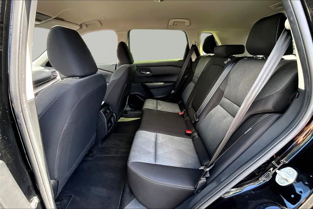Used 2024 Nissan Rogue SV AWD/4WD image 22