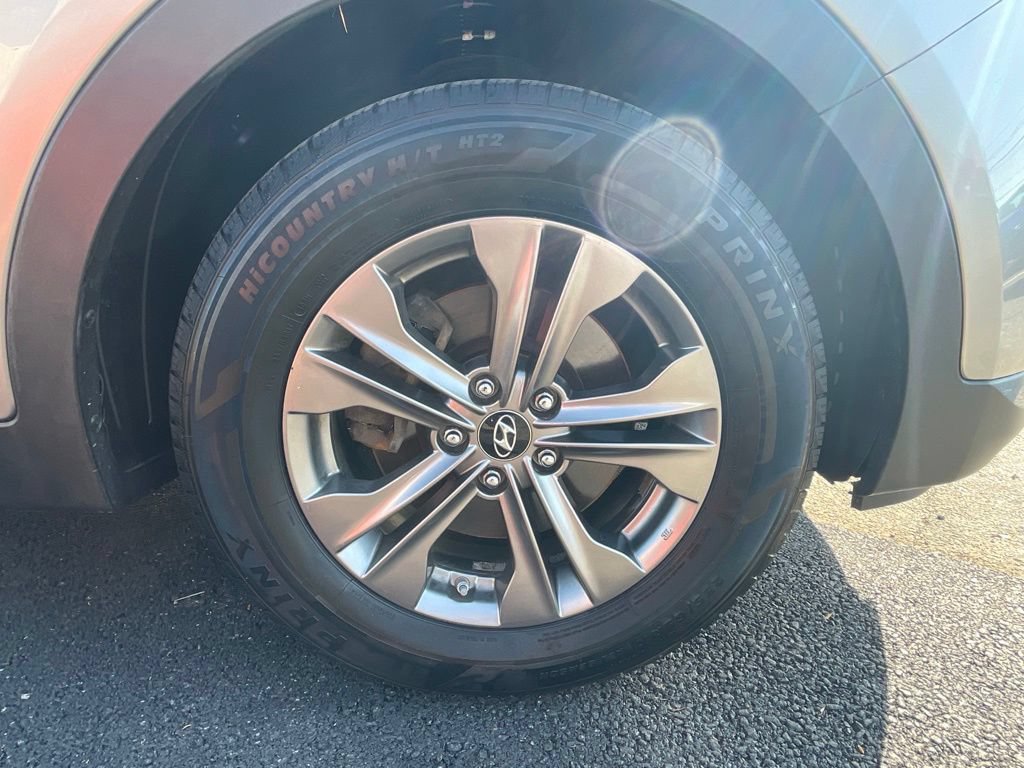 Used 2015 Hyundai Santa Fe Sport FWD image 10