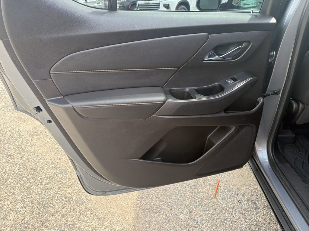Used 2019 Chevrolet Traverse LS AWD/4WD image 16