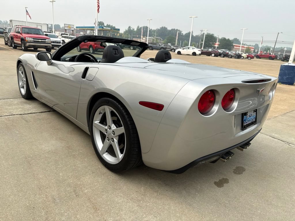 Used 2005 Chevrolet Corvette Convertible w/ Preferred Equipment Group RWD image 29