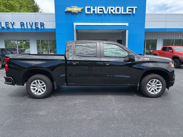 Used 2024 Chevrolet Silverado 1500 RST w/ Z71 Off-Road Package image 3