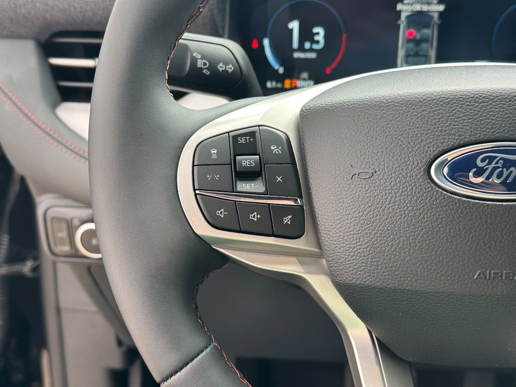 New 2027 Ford Explorer Active w/ Active Comfort Package AWD/4WD image 9