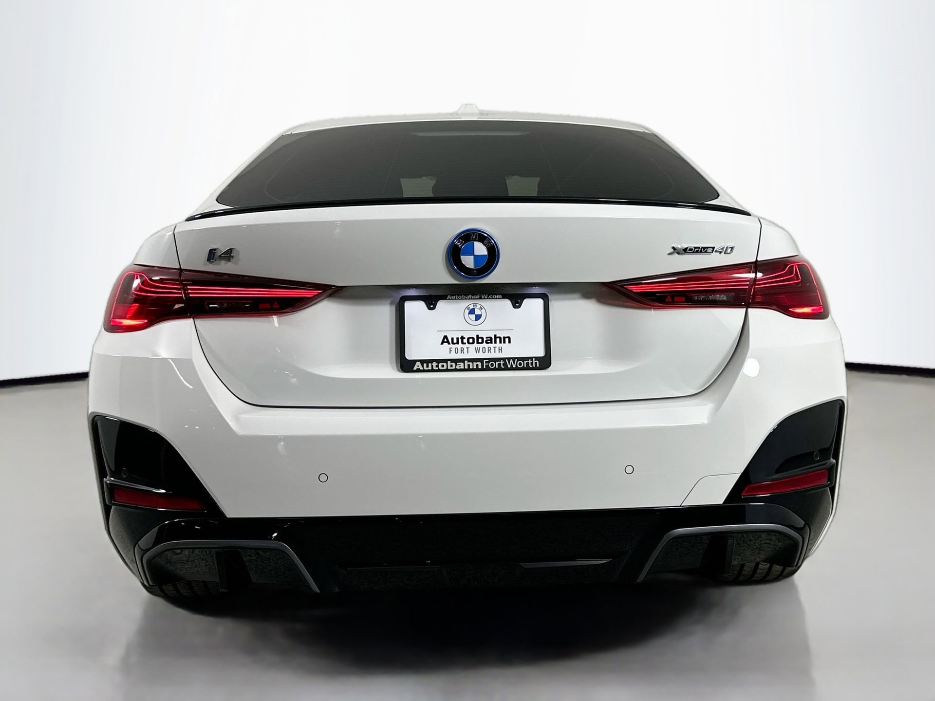 Used 2025 BMW i4 xDrive40i w/ M Sport Package image 7
