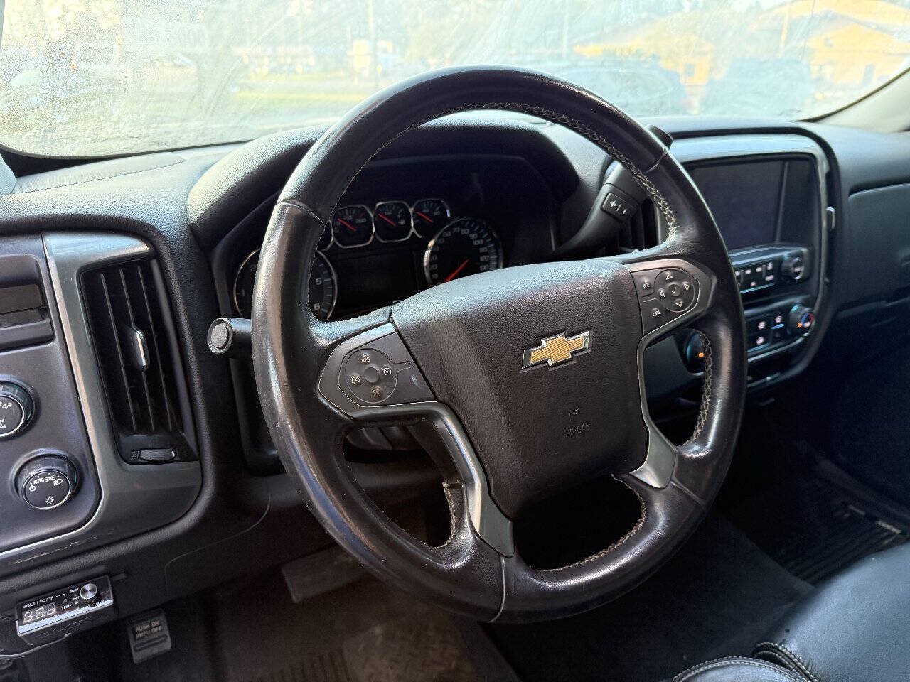 Used 2019 Chevrolet Silverado 1500 LT AWD/4WD image 5