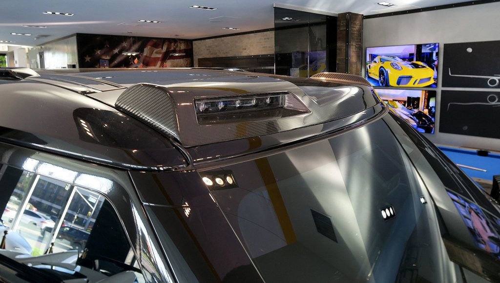 Used 2024 Land Rover Defender 110 X-Dynamic SE image 42