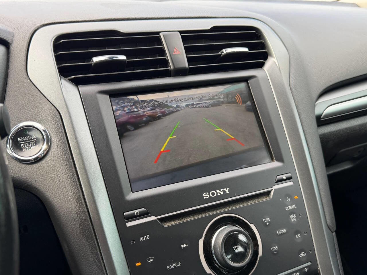 Used 2013 Ford Fusion Titanium w/ Titanium Driver Assist Pkg image 17