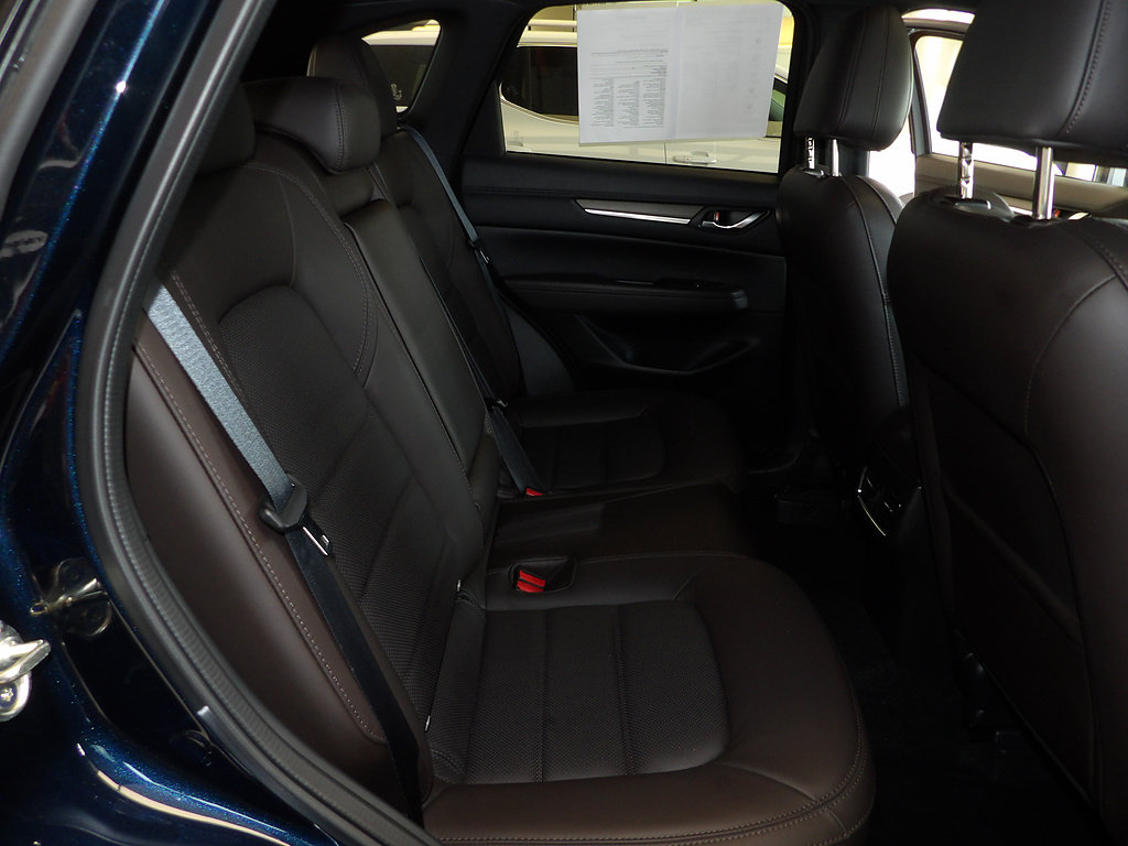 Certified 2023 MAZDA CX-5 Signature AWD/4WD image 18