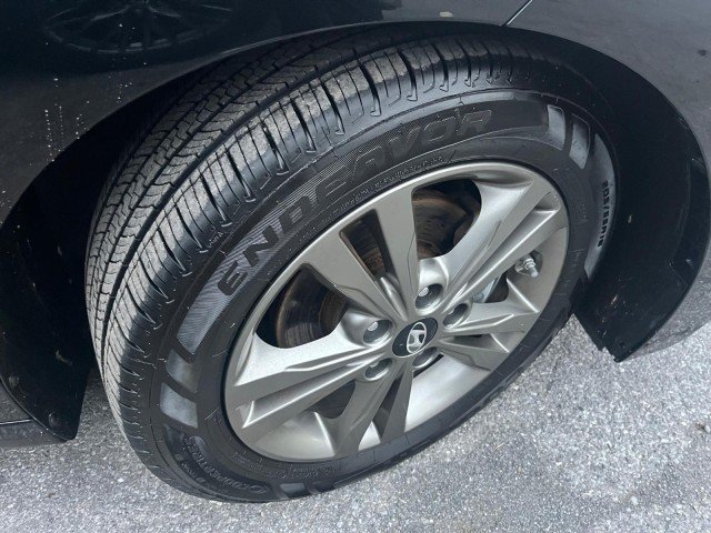 Used 2018 Hyundai Elantra SEL FWD image 20