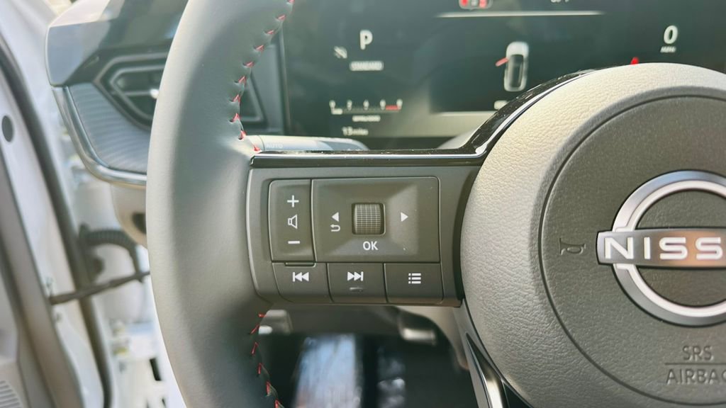 New 2026 Nissan Kicks SR FWD image 19