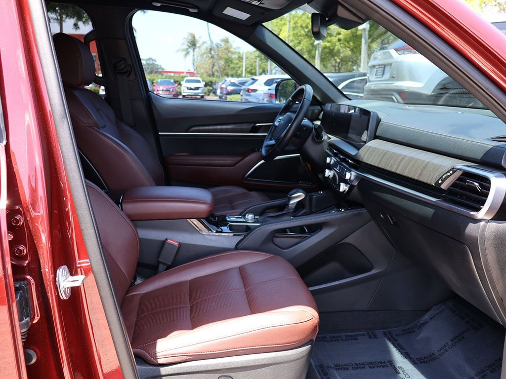 Used 2024 Kia Telluride SX image 33