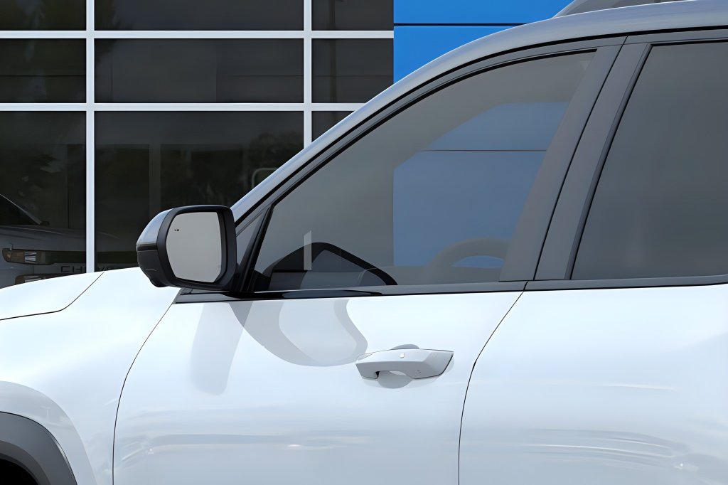 New 2027 Chevrolet Equinox RS w/ Safety and Technology Package FWD image 14