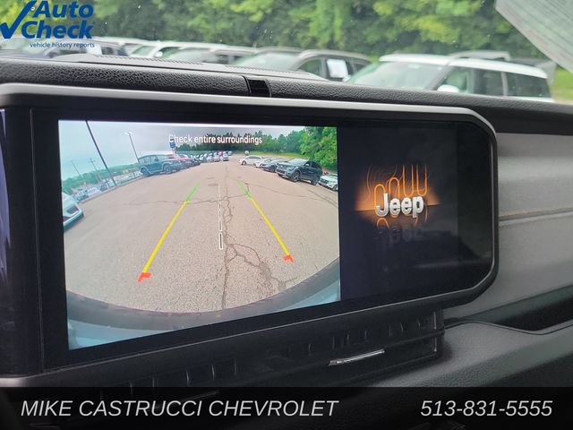 Used 2024 Jeep Wrangler Unlimited Sport AWD/4WD image 15