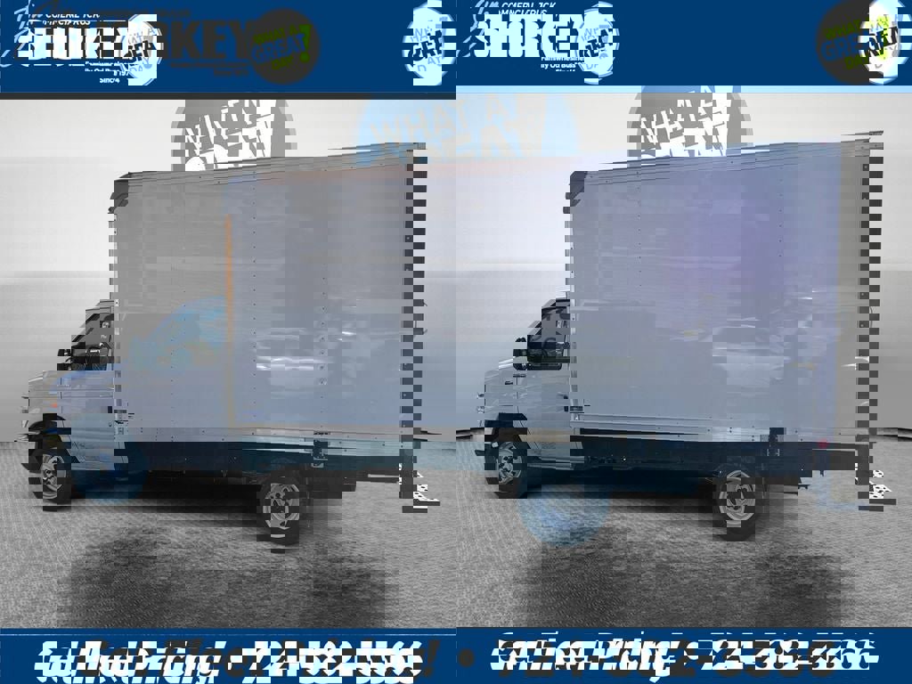 New 2026 Ford E-450 and Econoline 450 Super Duty w/ Driver's Safety Package RWD image 7