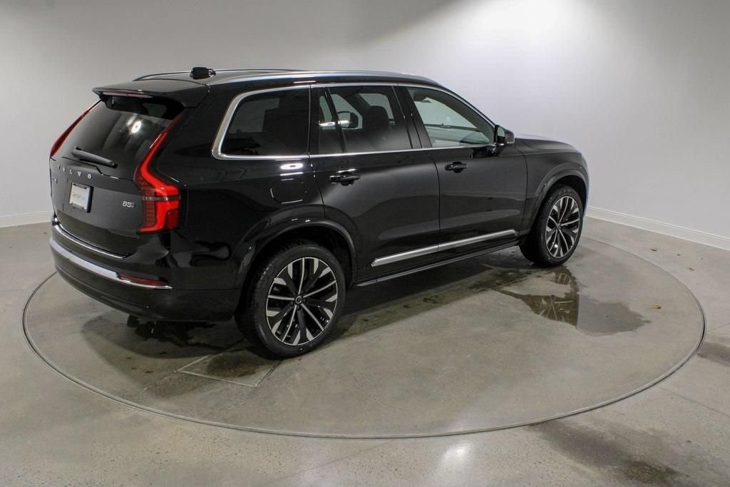 Used 2026 Volvo XC90 B5 Plus w/ Protection Package Premier AWD/4WD image 5