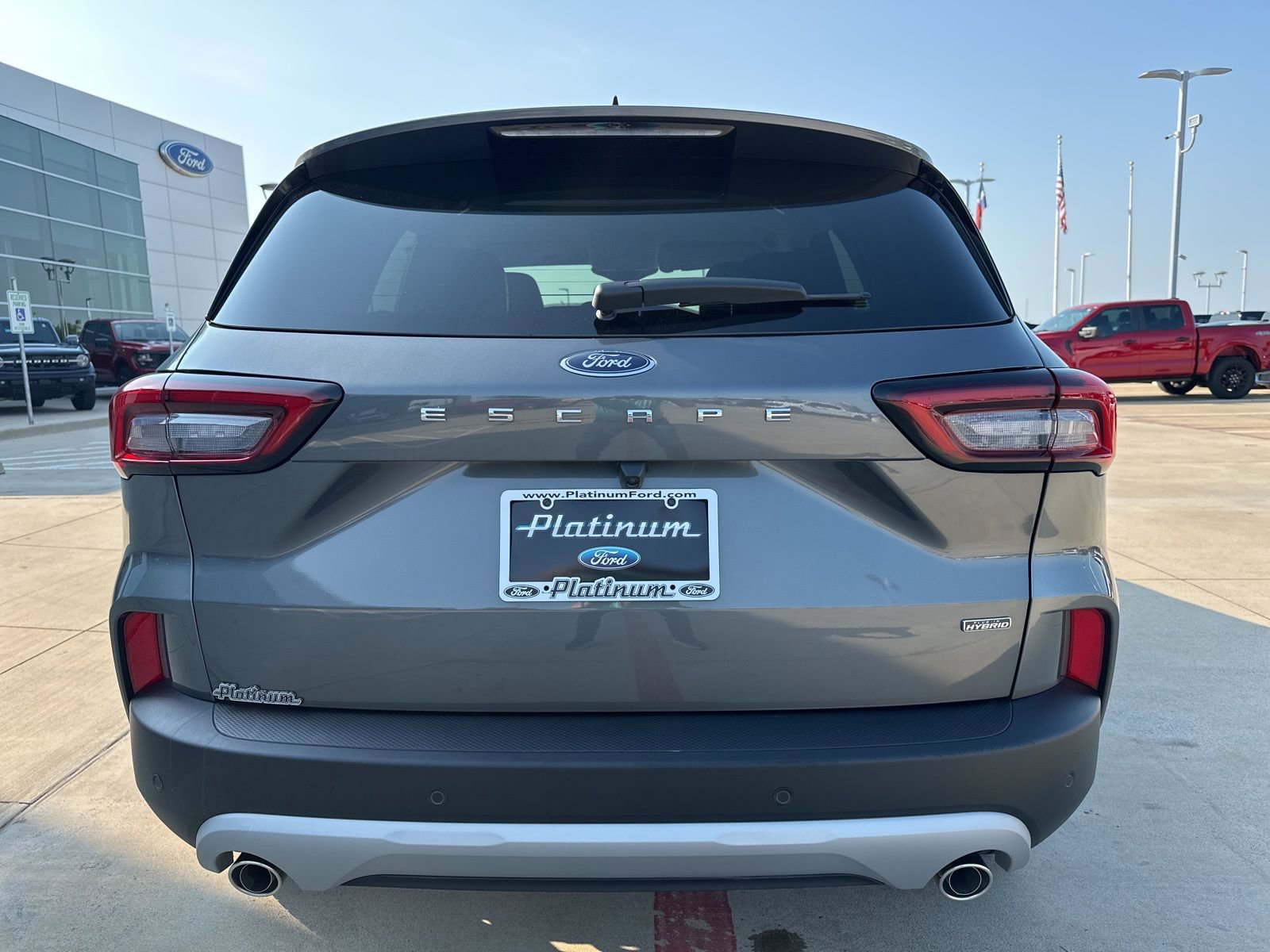 Used 2025 Ford Escape SE image 27