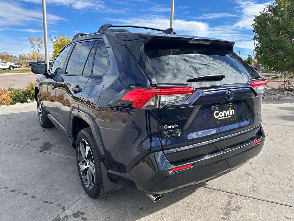 Used 2024 Toyota RAV4 SE w/ Weather & Moonroof Package AWD/4WD image 6