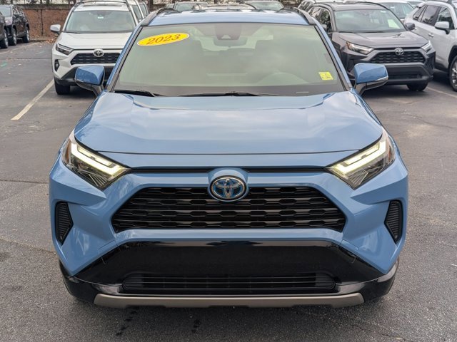 Used 2023 Toyota RAV4 SE image 2