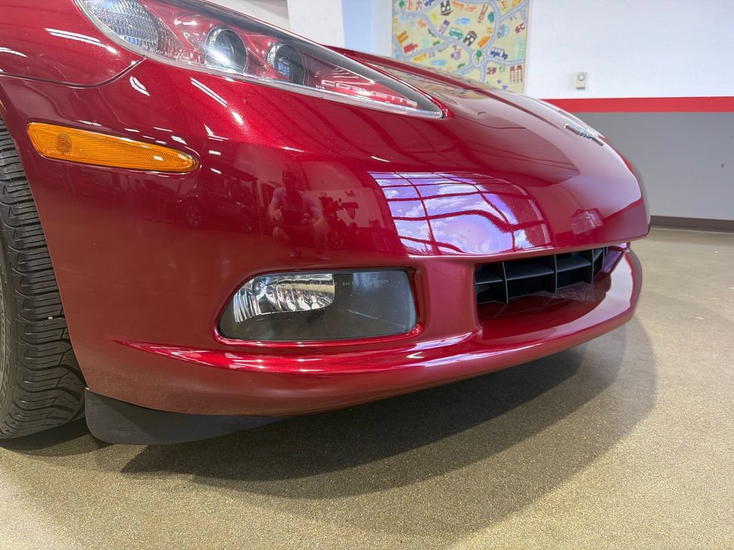 Used 2006 Chevrolet Corvette Convertible w/ Preferred Equipment Group RWD image 78