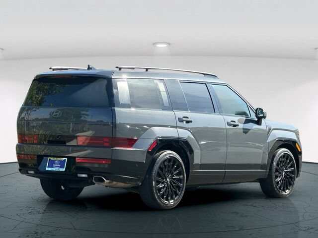 Used 2024 Hyundai Santa Fe Calligraphy FWD image 6