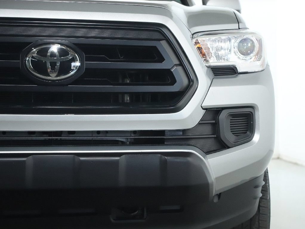 Used 2023 Toyota Tacoma SR AWD/4WD image 8