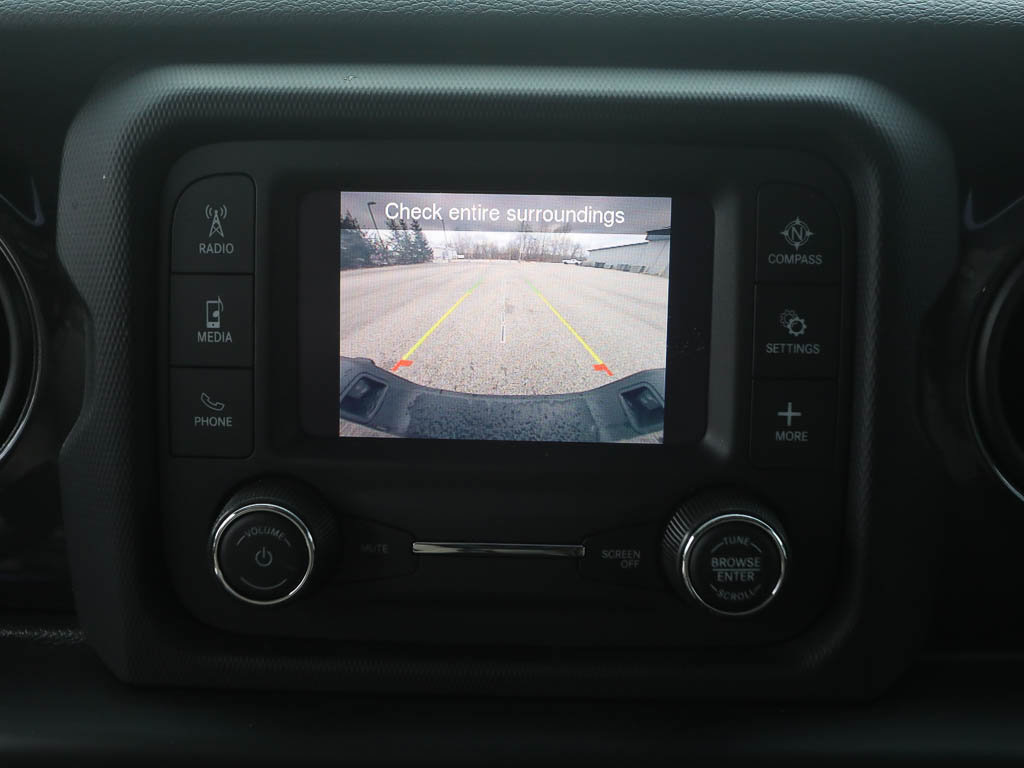 Used 2020 Jeep Gladiator Sport image 19