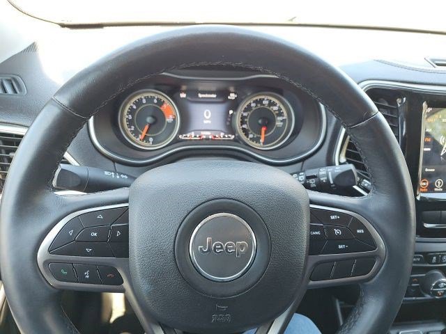 Used 2019 Jeep Cherokee Limited image 22